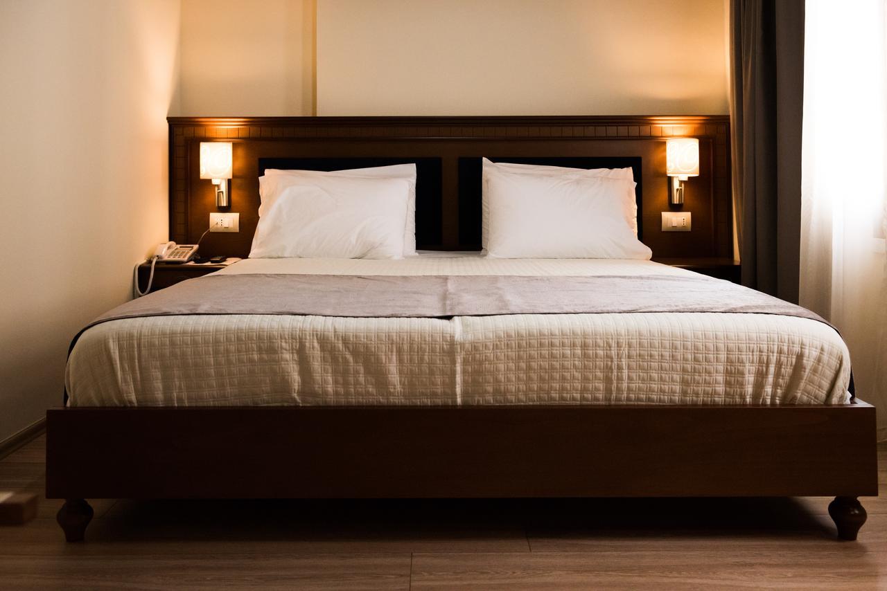 Hotel Argjiro Gjirokastër Екстериор снимка