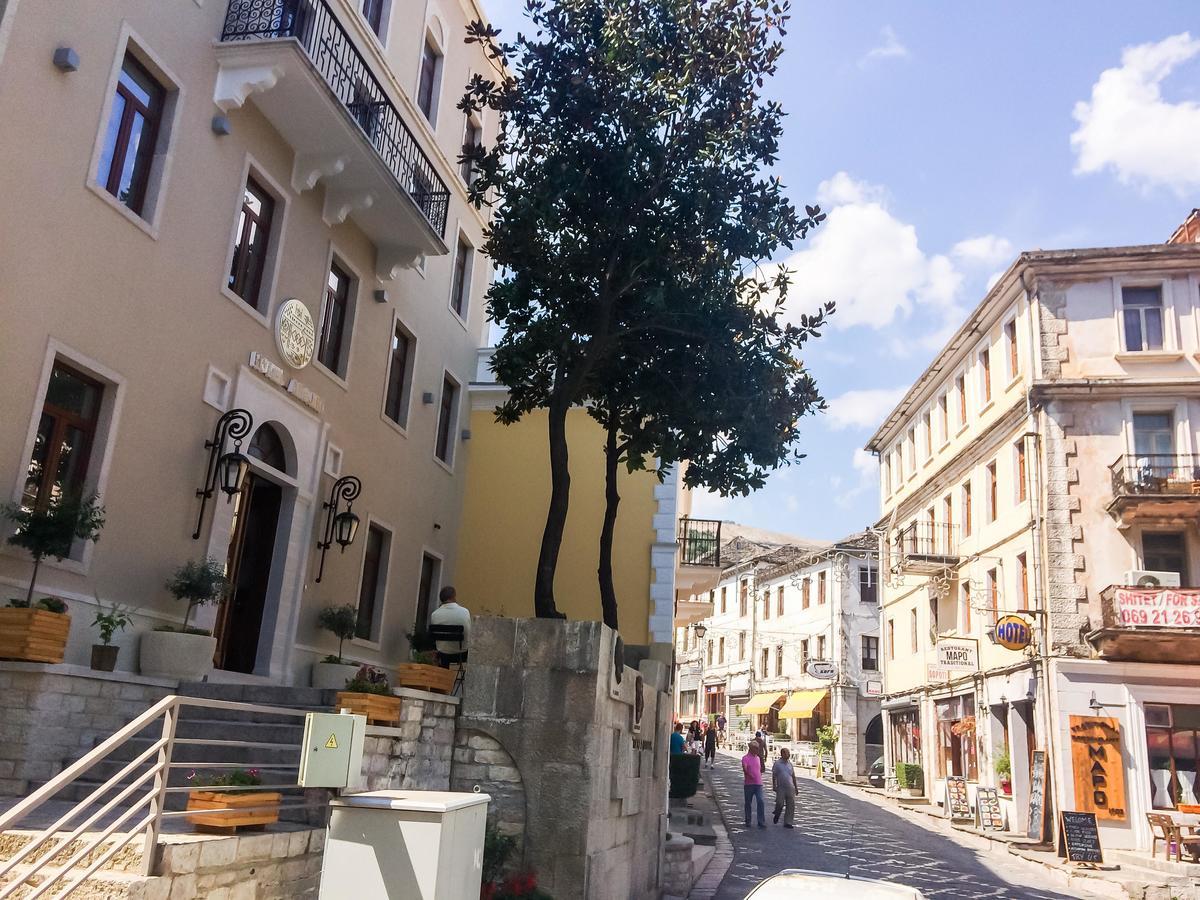 Hotel Argjiro Gjirokastër Екстериор снимка