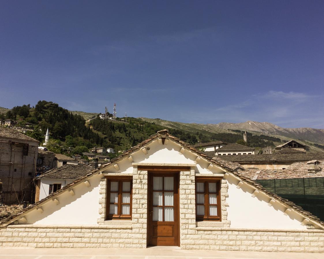 Hotel Argjiro Gjirokastër Екстериор снимка