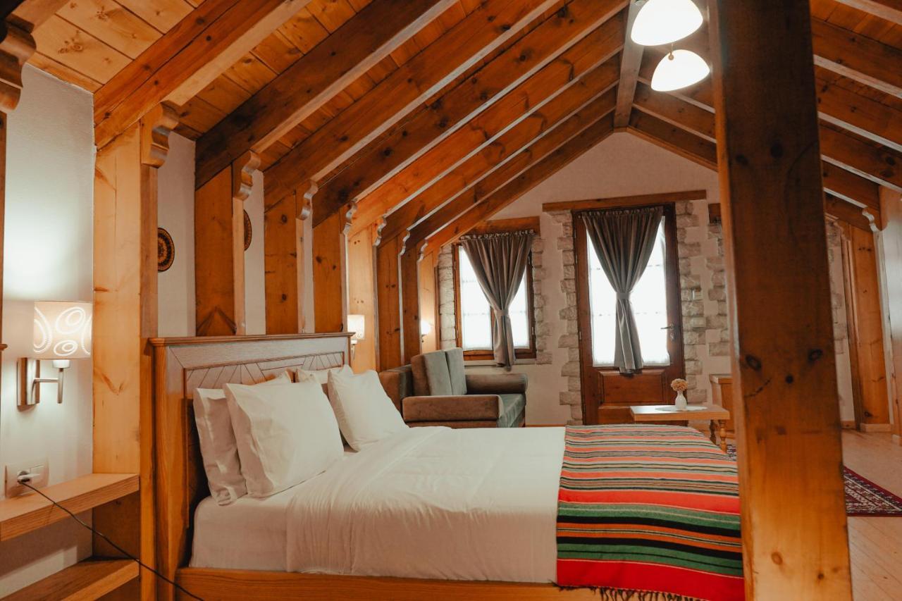 Hotel Argjiro Gjirokastër Екстериор снимка